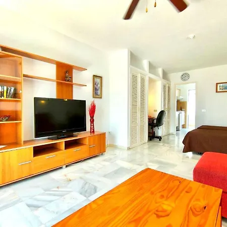 Apartamento Estudio Cerca Al Mar Y A Playa De Las Americas, Freewifi, Piscina Tenerife Costa Adeje (Tenerife)