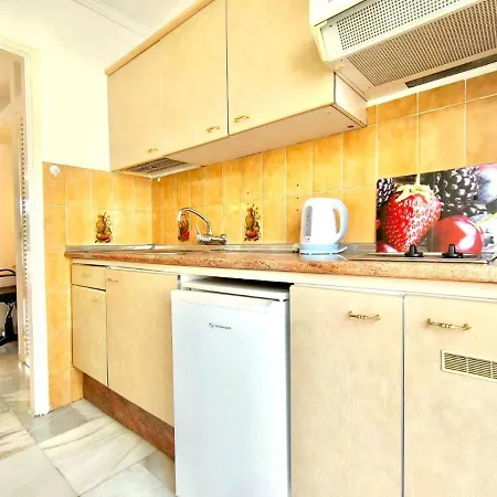 Apartment Estudio Solo Adultos, Cerca Al Mar Y A Playa De Las Americas, Freewifi, Piscina Tenerife